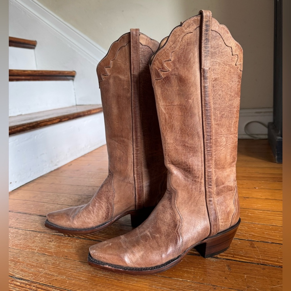 Women’s Lucchese Classics Boots size 6 Distressed Tan Brown Leather Handmade USA